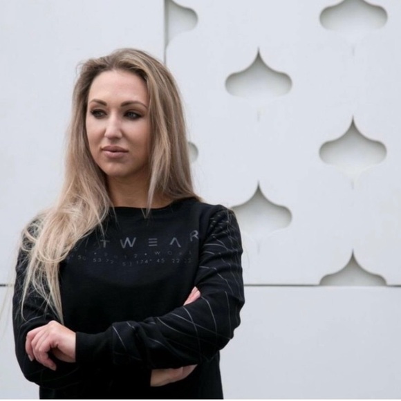 FITWEAR Long Sleeved Top (Fleeced Lined) NWT (3)🌴 - Picture 3 of 9